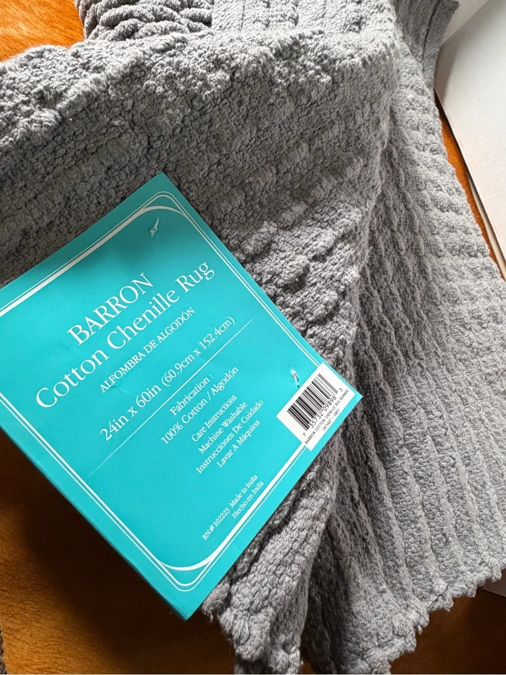 Plush Gray Chenille Bath Mat – Soft Absorbent Bathroom Rug